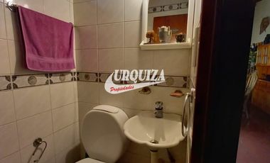 Chalet en venta c/ cochera en Morón