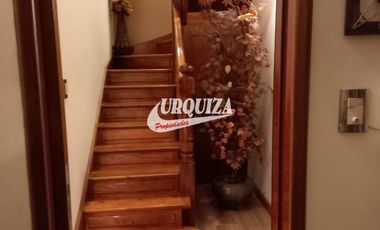 Chalet en venta c/ cochera en Morón