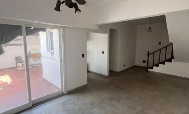 Casa en alquiler en Villa Luzuriaga