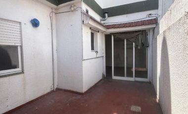 Casa en alquiler en Villa Luzuriaga