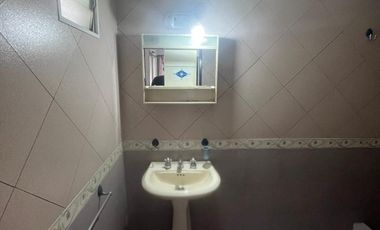 Casa en alquiler en Villa Luzuriaga