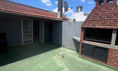 Casa en alquiler en Villa Luzuriaga