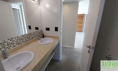 Moderna casa en Sierra de los Padres, Balcón del Golf, gas natural a pocos mts