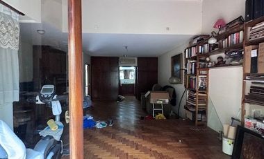 Casa en venta en Quilmes Centro