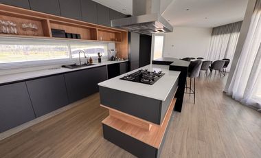 Alquiler de casa amoblada  Barrio San Simón