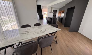 Alquiler de casa amoblada  Barrio San Simón