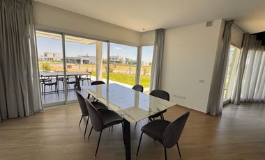 Alquiler de casa amoblada  Barrio San Simón