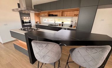 Alquiler de casa amoblada  Barrio San Simón