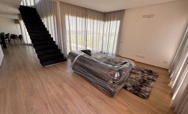 Alquiler de casa amoblada  Barrio San Simón