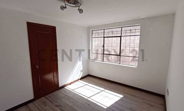 CASA EN RENTA EN CALDERÓN