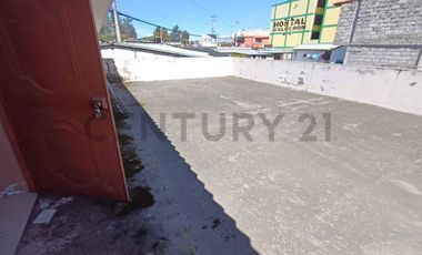 CASA EN RENTA EN CALDERÓN