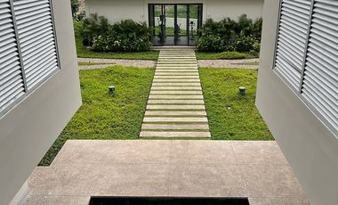 VENTA DEPA TIPO LOFT  SEMI-AMUEBLADO A 1 CUADRA DE LA PLAYA- NVO VALLARTA | MIO