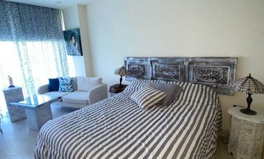 VENTA DEPA TIPO LOFT  SEMI-AMUEBLADO A 1 CUADRA DE LA PLAYA- NVO VALLARTA | MIO