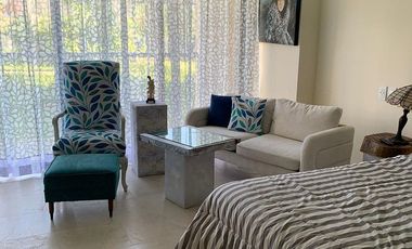 VENTA DEPA TIPO LOFT  SEMI-AMUEBLADO A 1 CUADRA DE LA PLAYA- NVO VALLARTA | MIO