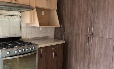 Casa en Renta, ubicada en Ciudad Satélite Cod.SR535 