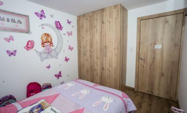 Bella Casa en Urbanizacion Privada Monay Baguanchi - Cuenca