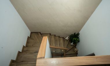 Bella Casa en Urbanizacion Privada Monay Baguanchi - Cuenca