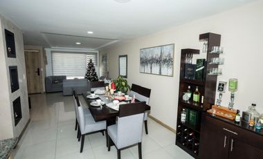 Bella Casa en Urbanizacion Privada Monay Baguanchi - Cuenca