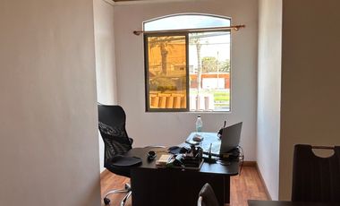 ARRIENDO AMPLIA CASA EN ARICA DOS PISOS