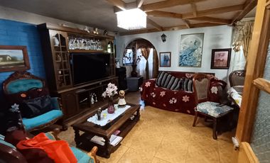 OPORTUNIDAD CASA EN VENTA DE UN PISO, QUILICURA