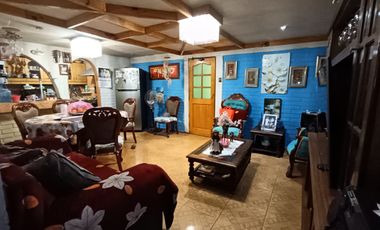 OPORTUNIDAD CASA EN VENTA DE UN PISO, QUILICURA
