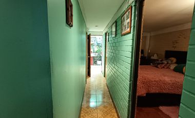 OPORTUNIDAD CASA EN VENTA DE UN PISO, QUILICURA