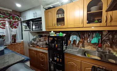 OPORTUNIDAD CASA EN VENTA DE UN PISO, QUILICURA