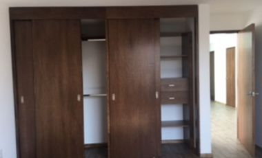 Casa en Renta Providencia con oportunidad para uso de Oficinas