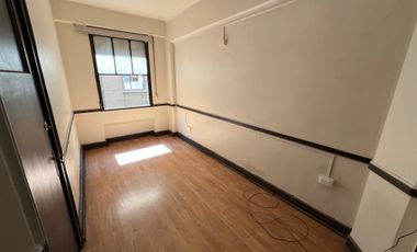 GRAN Y EXCLUSIVA OFICINA EN PLENA MONEDA