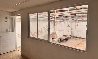 ¡Gran oportunidad de inversión! Bodega en venta en la Zona de Abastos