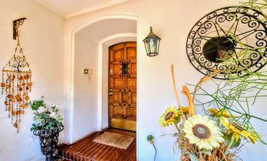 Se Arrienda Hermosa Casa con 1.200 m2 de Terreno en Ñuñoa