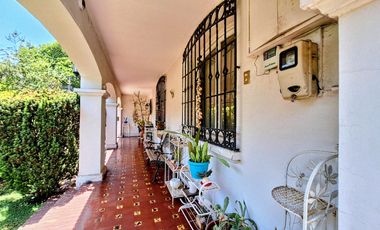 Se Arrienda Hermosa Casa con 1.200 m2 de Terreno en Ñuñoa