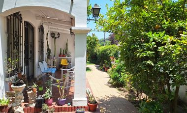 Se Arrienda Hermosa Casa con 1.200 m2 de Terreno en Ñuñoa