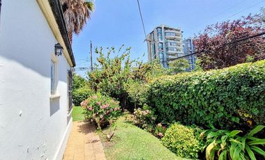 Se Arrienda Hermosa Casa con 1.200 m2 de Terreno en Ñuñoa