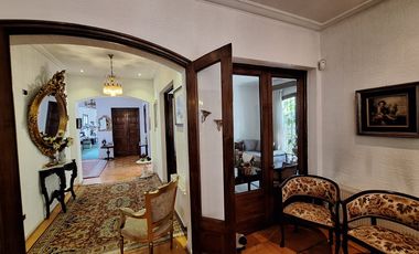 Se Arrienda Hermosa Casa con 1.200 m2 de Terreno en Ñuñoa