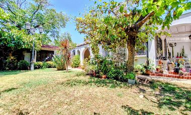 Se Arrienda Hermosa Casa con 1.200 m2 de Terreno en Ñuñoa