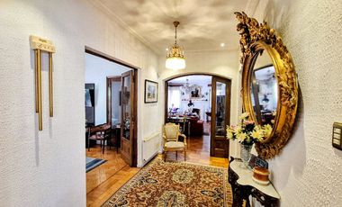 Se Arrienda Hermosa Casa con 1.200 m2 de Terreno en Ñuñoa