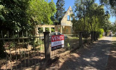 Sitio en venta de 2075m2 ubicado en Centro de Villarrica