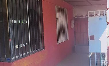 Casa en venta 3D/1B c/ estacionamiento en La Compañía