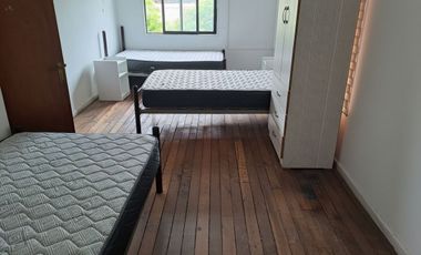 Casa con 10 dormitorios 4 baños c/ estacionamiento arriendo en Rancagua