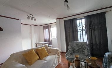 Casa Rentera en venta Los Sauces 6 Norte de Guayaquil  IngP