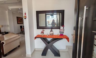 Casa en Alquiler, Urbanización el Condado Vicolinci, DiaM