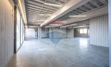 Nuevo Edificio frente a Intermodal La Cisterna