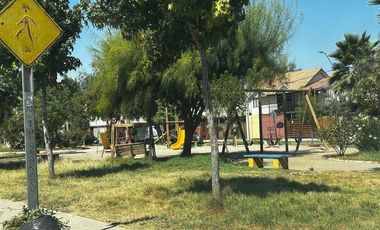 ¡Encantadora casa en Lampa, 3D+1B, ideal familias!