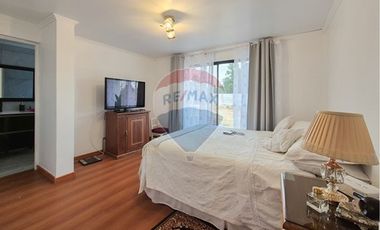 Casa de Lujo en Longaví: 260m², 4D, Terraza