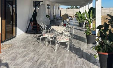 Casa de Lujo en Longaví: 260m², 4D, Terraza