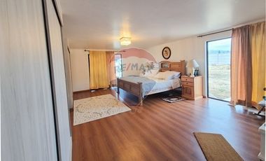 Casa de Lujo en Longaví: 260m², 4D, Terraza