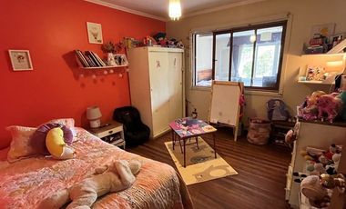 Venta Casa, gran terreno, uso mixto