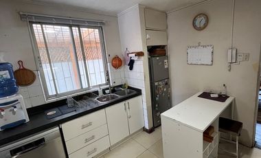 Venta Casa, gran terreno, uso mixto