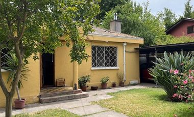 Venta Casa, gran terreno, uso mixto